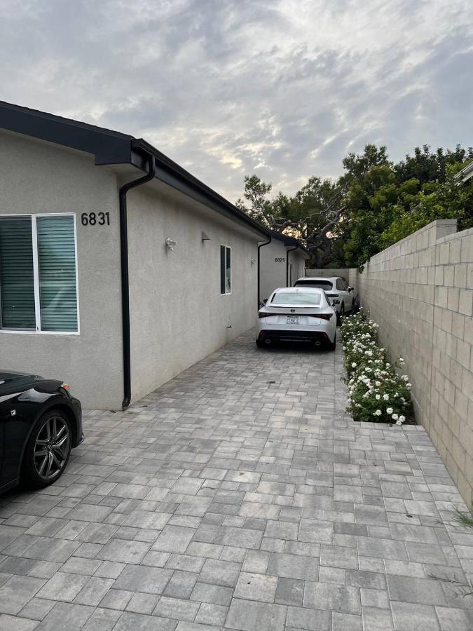 Home Town Los Angeles Exterior photo